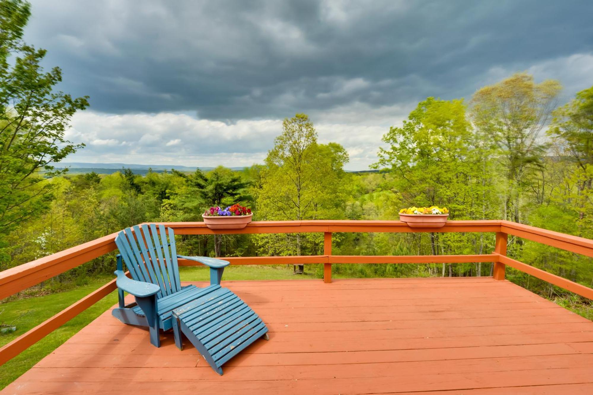 Casa de férias House On 1 Acre With Deck, Views! *